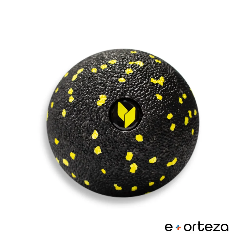 Piłeczka do masażu EPP yellowMASSAGE Ball - czarno-żółta